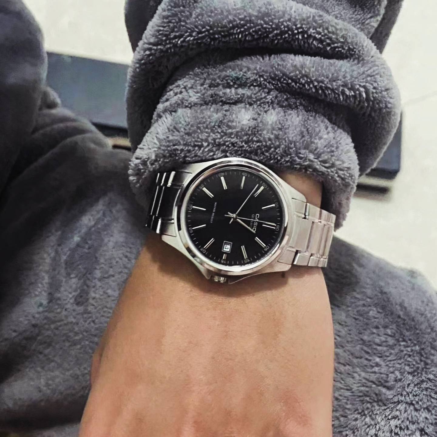 Casio MTP-1183: Đồng hồ của sự đơn giản và tinh tế
